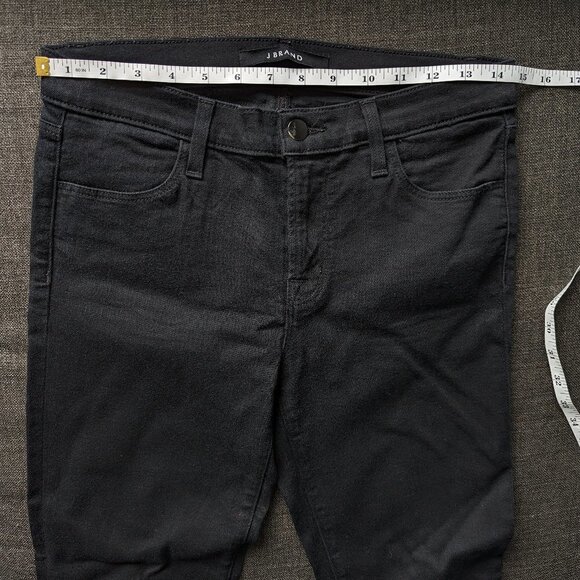 J Brand Super Skinny Mid Rise Black Jeans in Colourway Seriously Black - Picture 8 of 12
